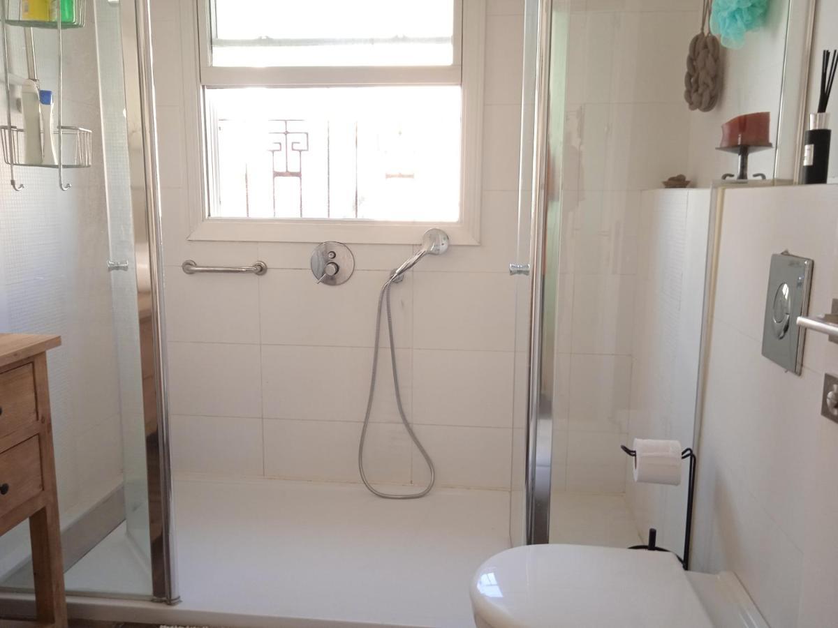 Apartment Jaffa Getaway Sea Front, Luxury Duplex, Port & Old 2m Walk *